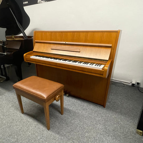 C. Bechstein Klavier Mod. 12N Nussbaum Bj. 1976 mit Klavierbank (gebraucht) - Musik-Ebert Gmbh